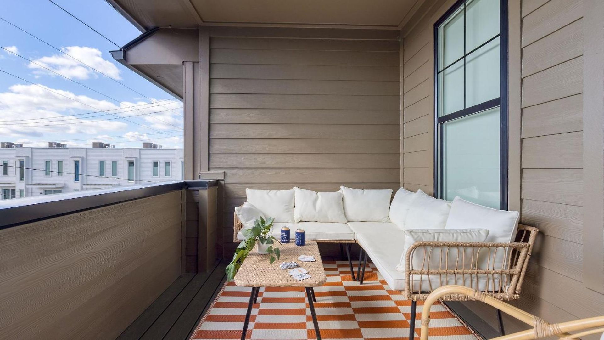 Newly Built 4bdr Townhome W Balcony Minutes To Broadway Lischey By Avantstay Nashville
