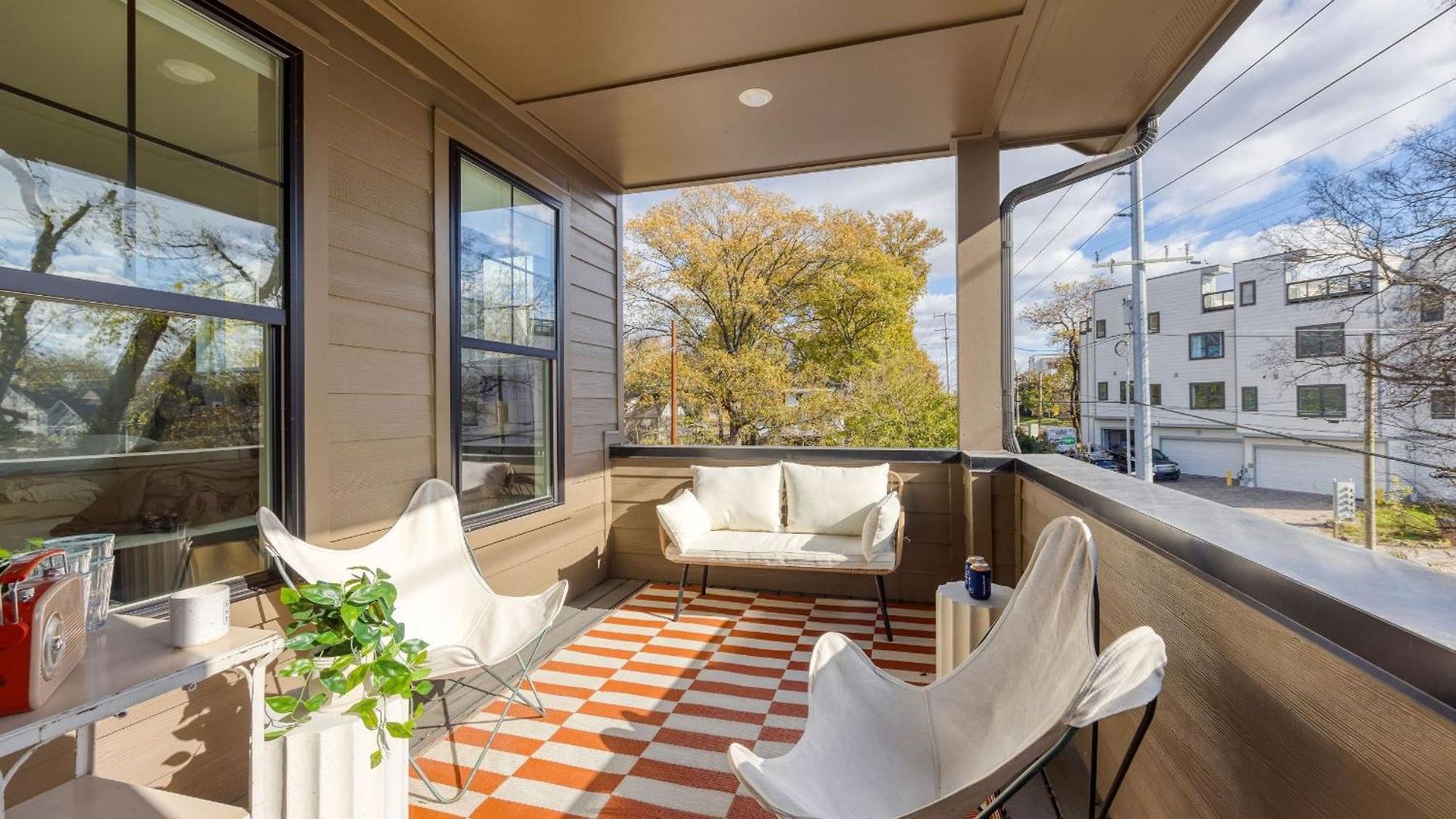 Stunning New Build In East Nash Minutes To Broadway The Stage By Avantstay Nashville