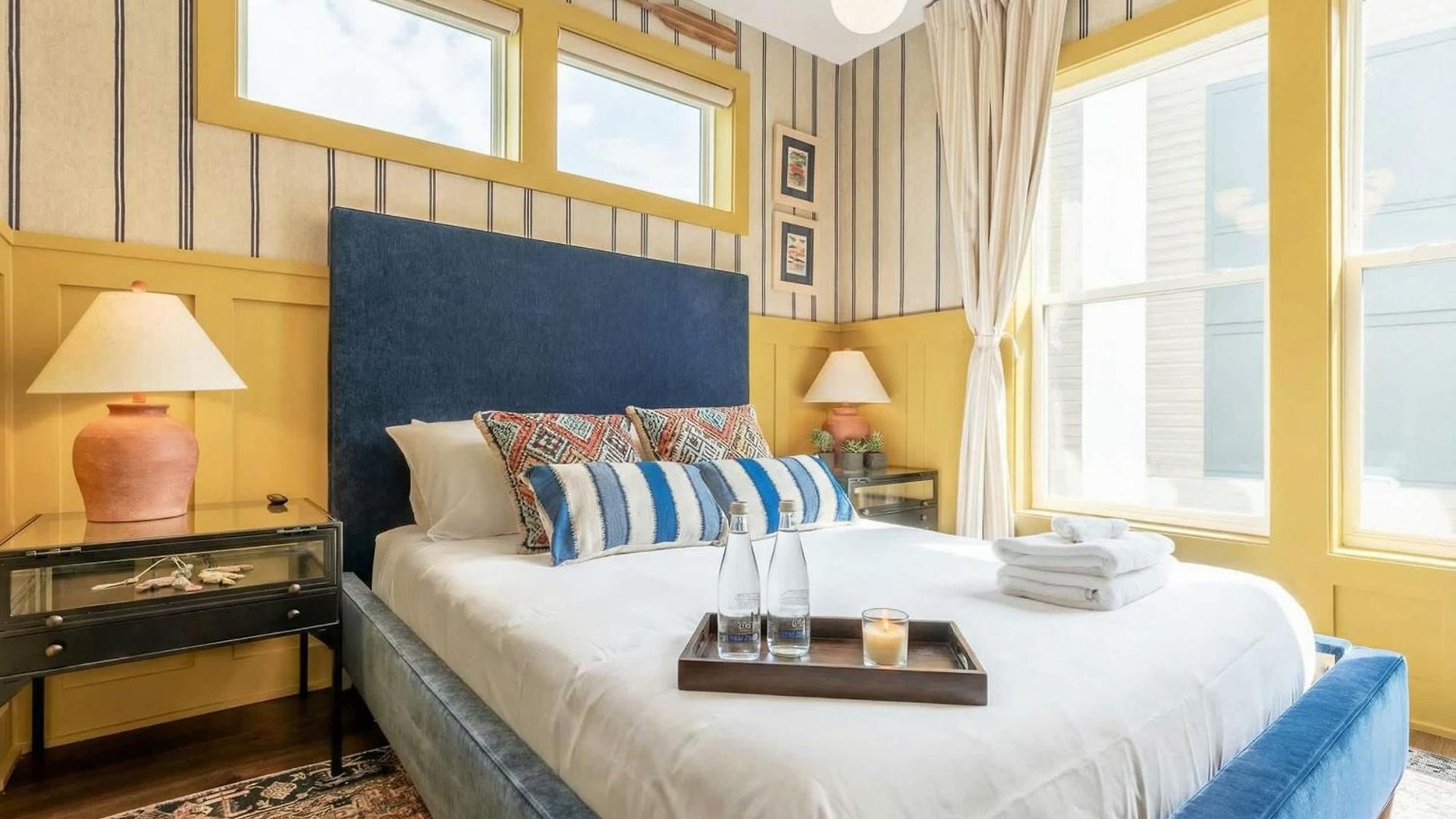 Luxe 4br Retreat With Rooftop Fire Pit & Garage * Nashville