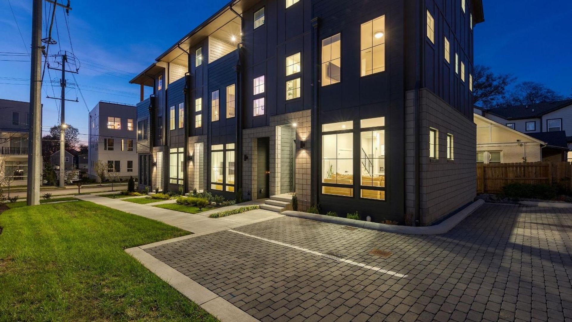 Stunning New Build In East Nash Minutes To Broadway The Stage By Avantstay Nashville