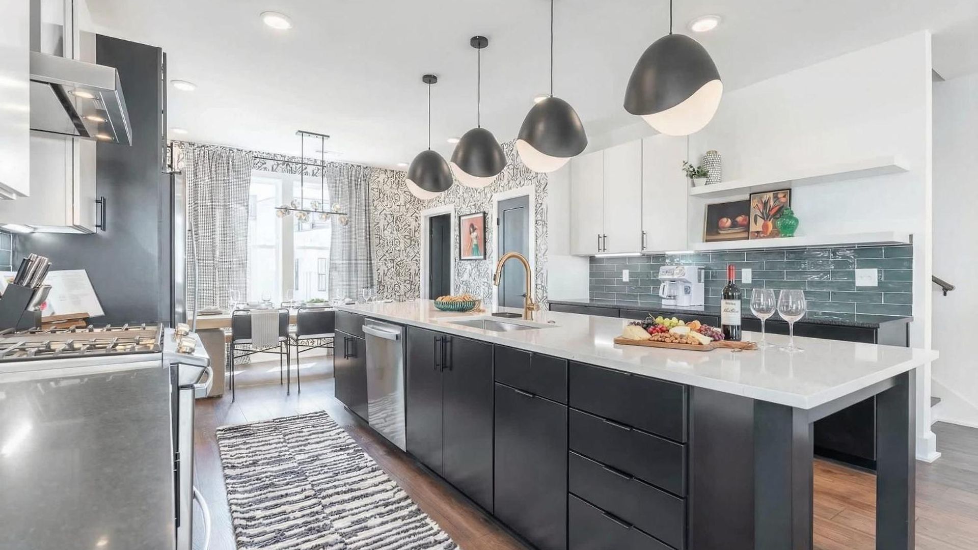 Luxe 4br Retreat With Rooftop Fire Pit & Garage Holiday home Nashville