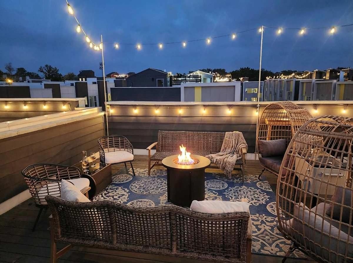 Rooftop Views Ping Pong Lounge *