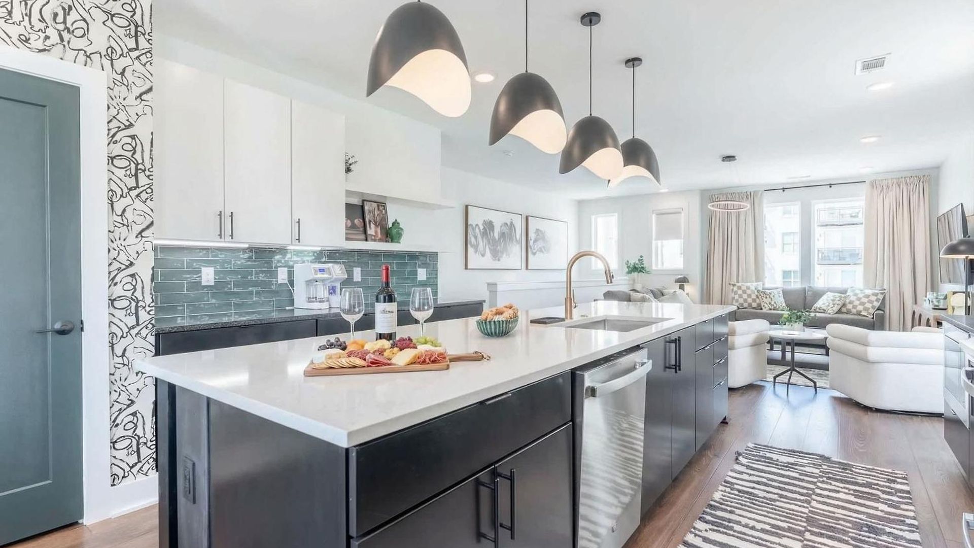 Luxe 4br Retreat With Rooftop Fire Pit & Garage Holiday home Nashville