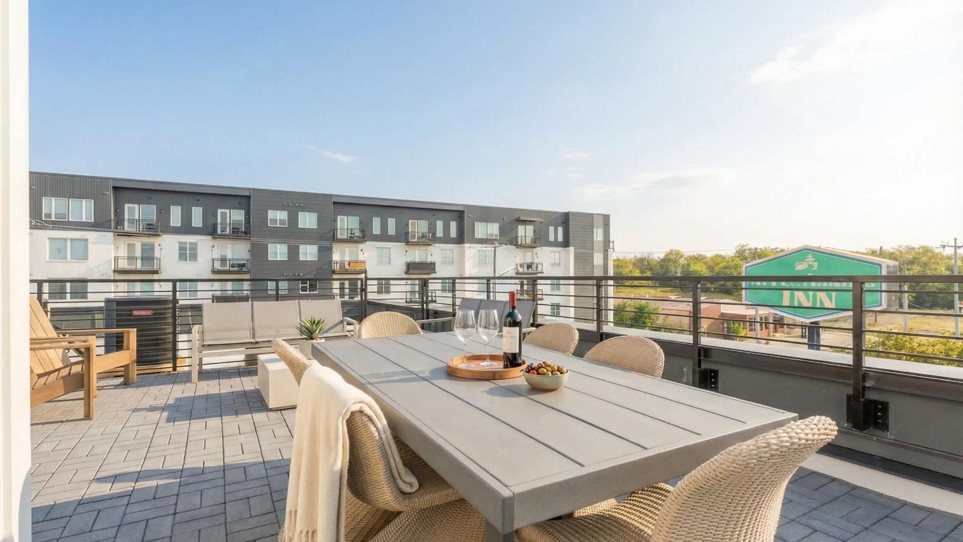 Holiday home Luxe 4br With Fire Pit Grill And Views