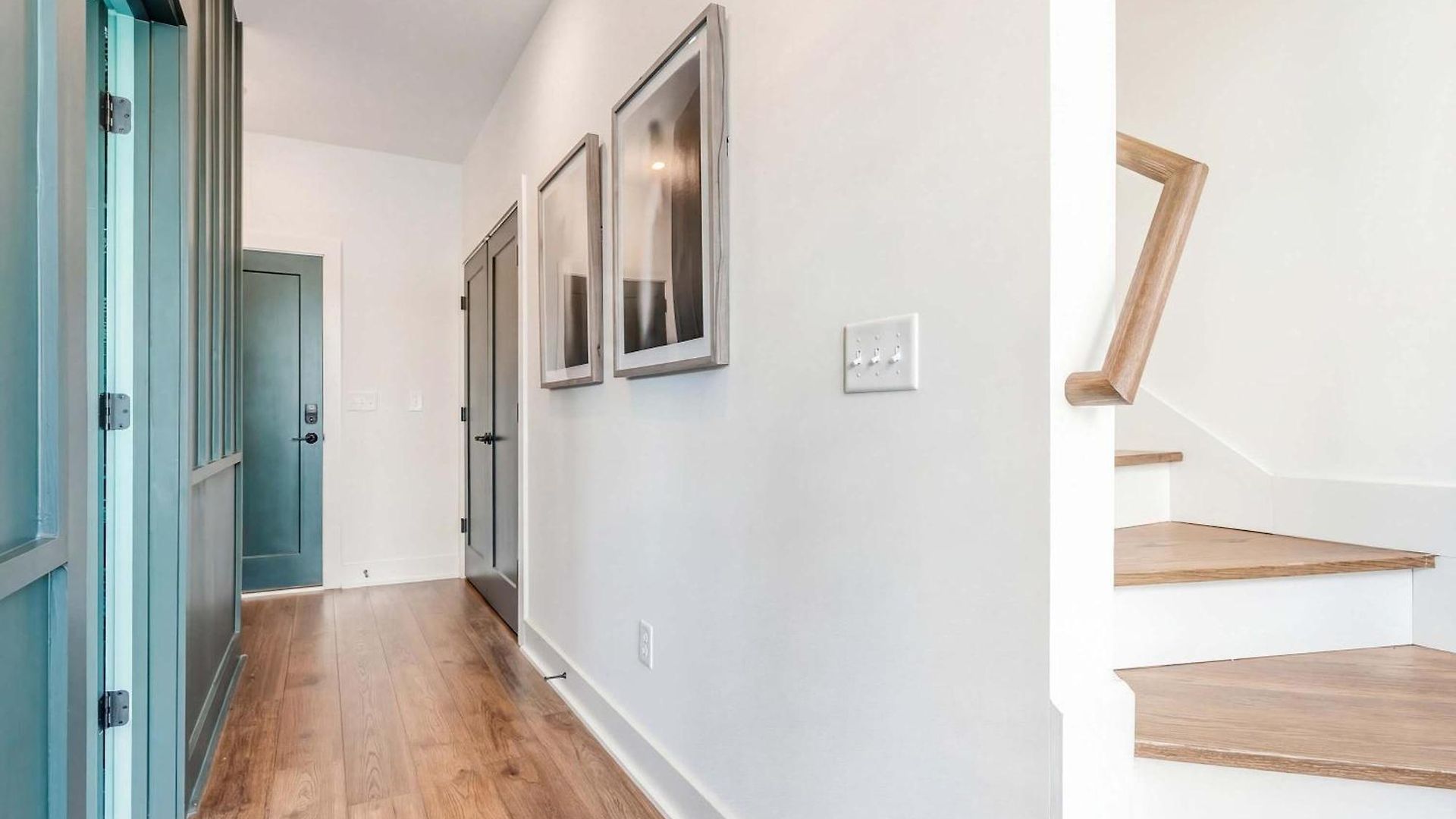 Luxe 4br Retreat With Rooftop Fire Pit & Garage *
