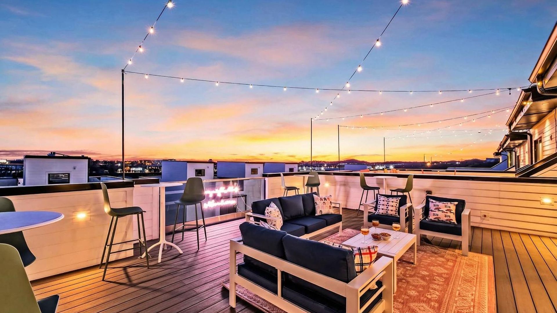 Holiday home Taylor Swift Inspired Hot Tub Rooftop Deck Views Nashville