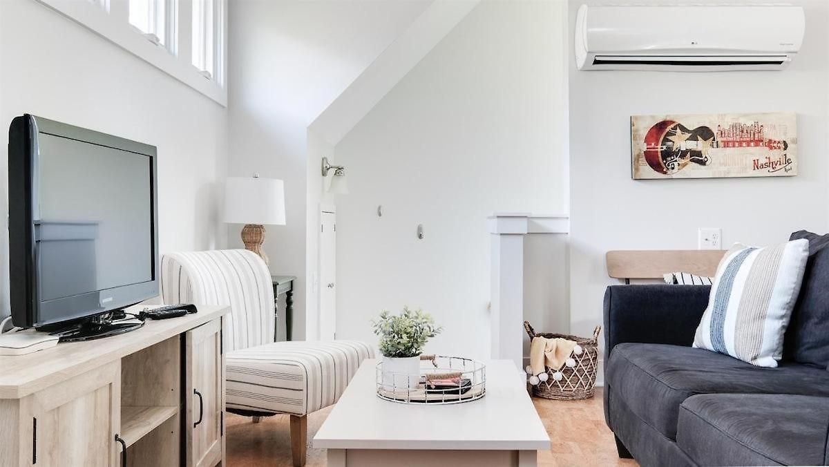 East Nash Hideaway Apartment Nashville