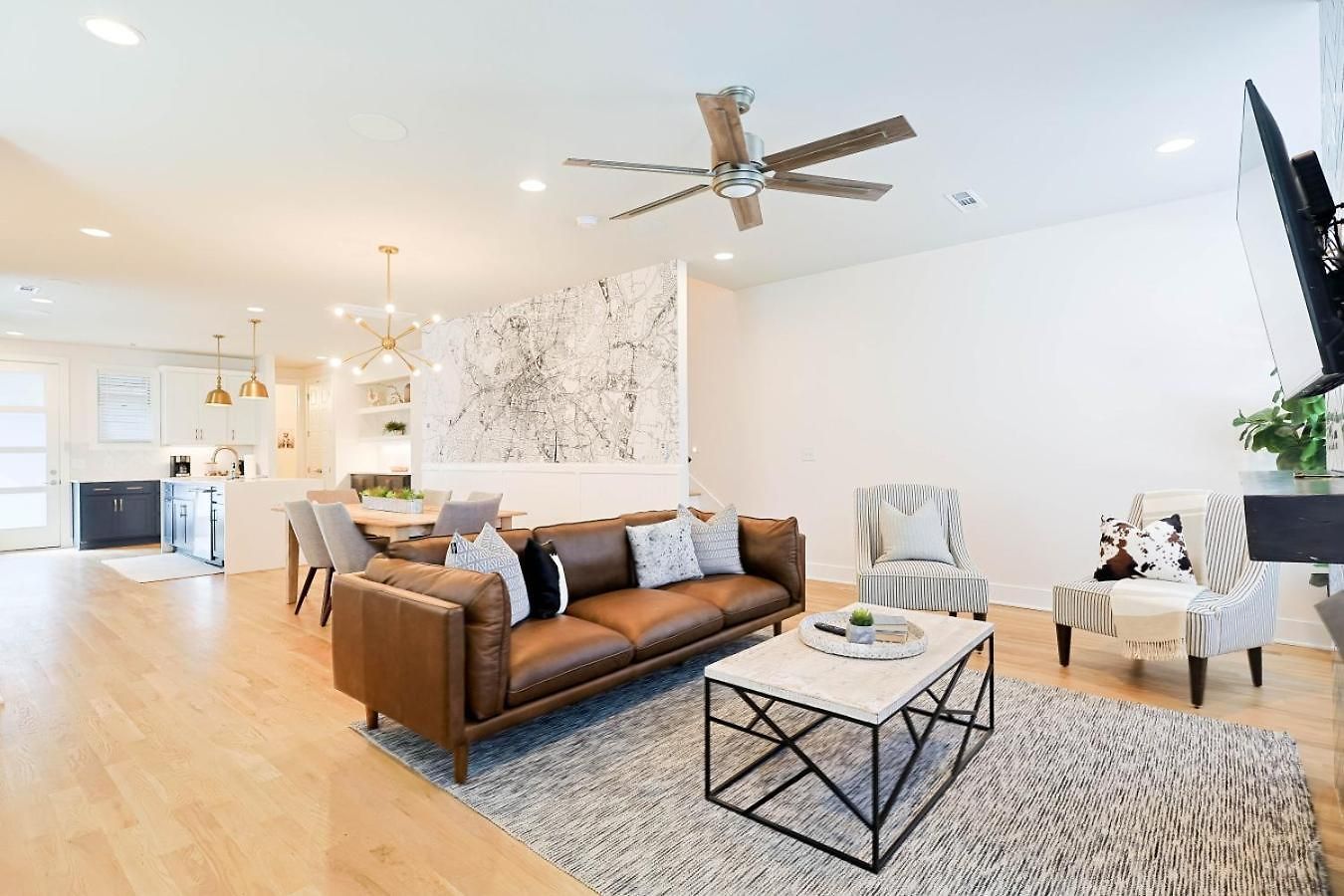 Modern Retreat 4 Bedroom 3 5 Ba Walk To East Nash Gems Holiday home