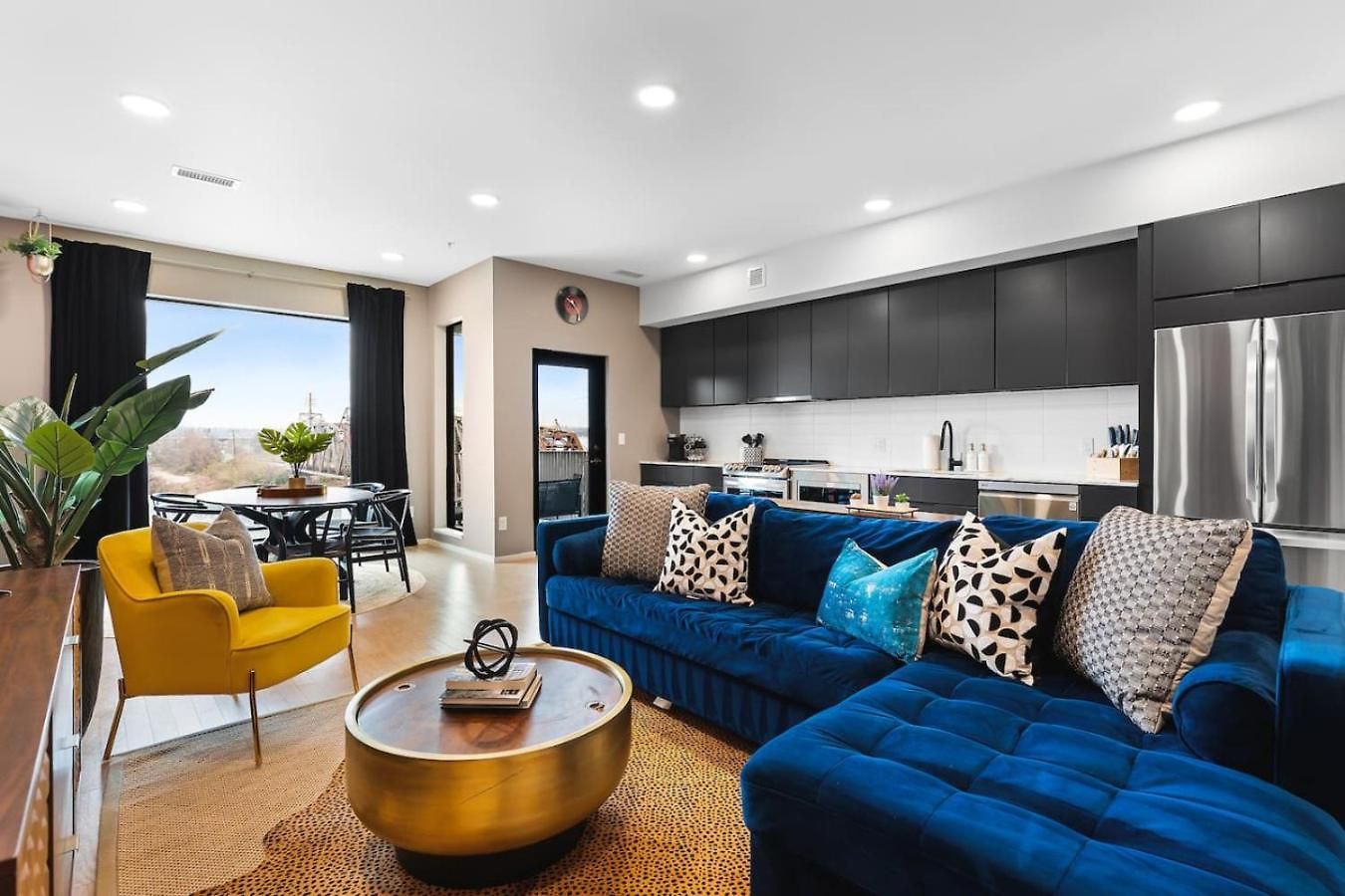 Holiday home Riverfront Luxury - Walk To Downtown Broadway, Private Patio *