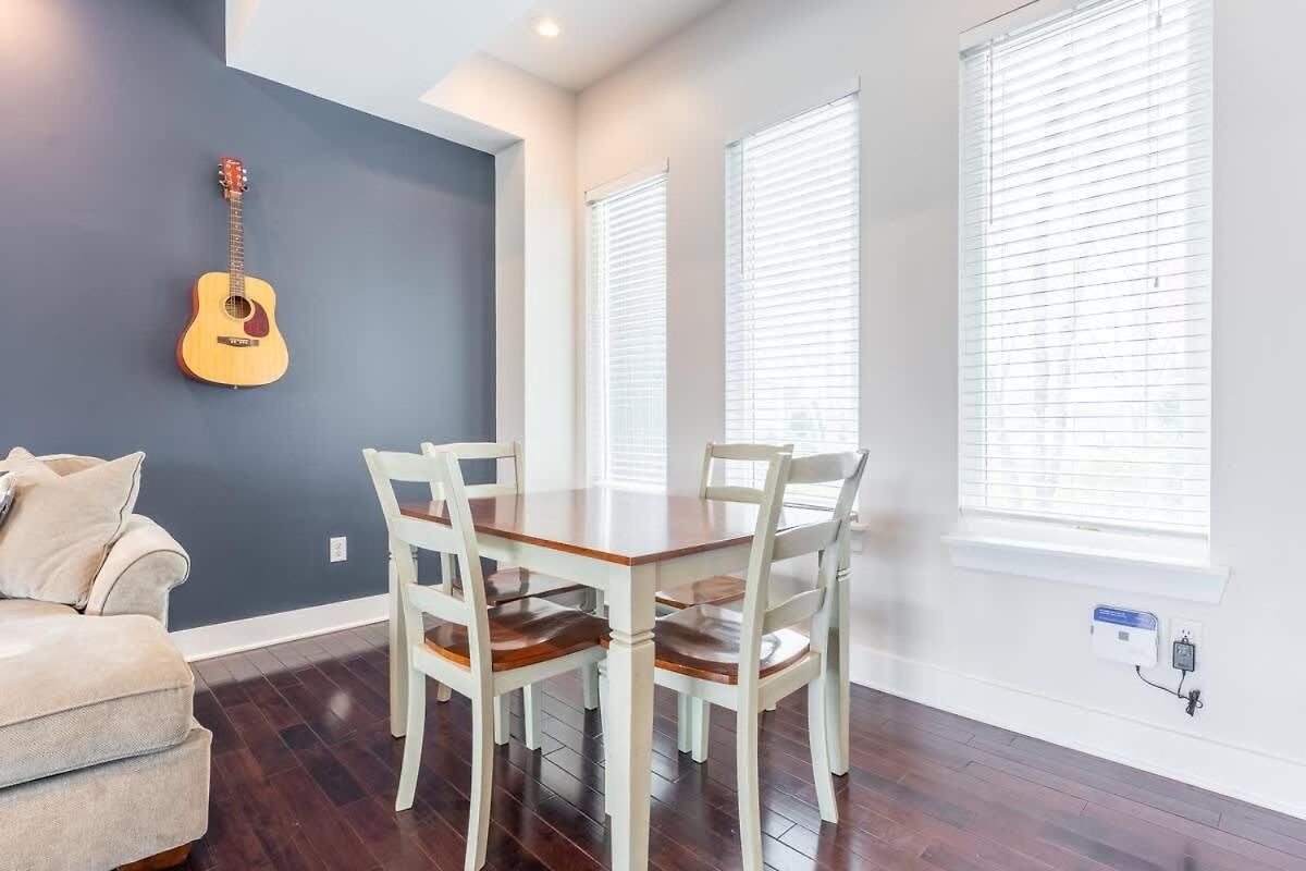 The Taylor Martin By Local * Nashville