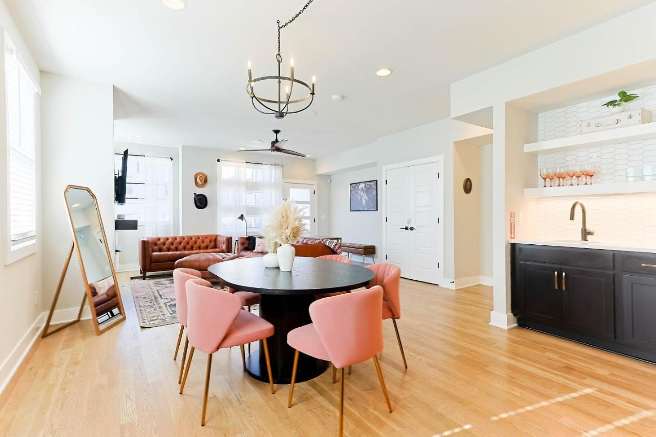 Glam Bachelorette Stage & Neon Vibes Holiday home