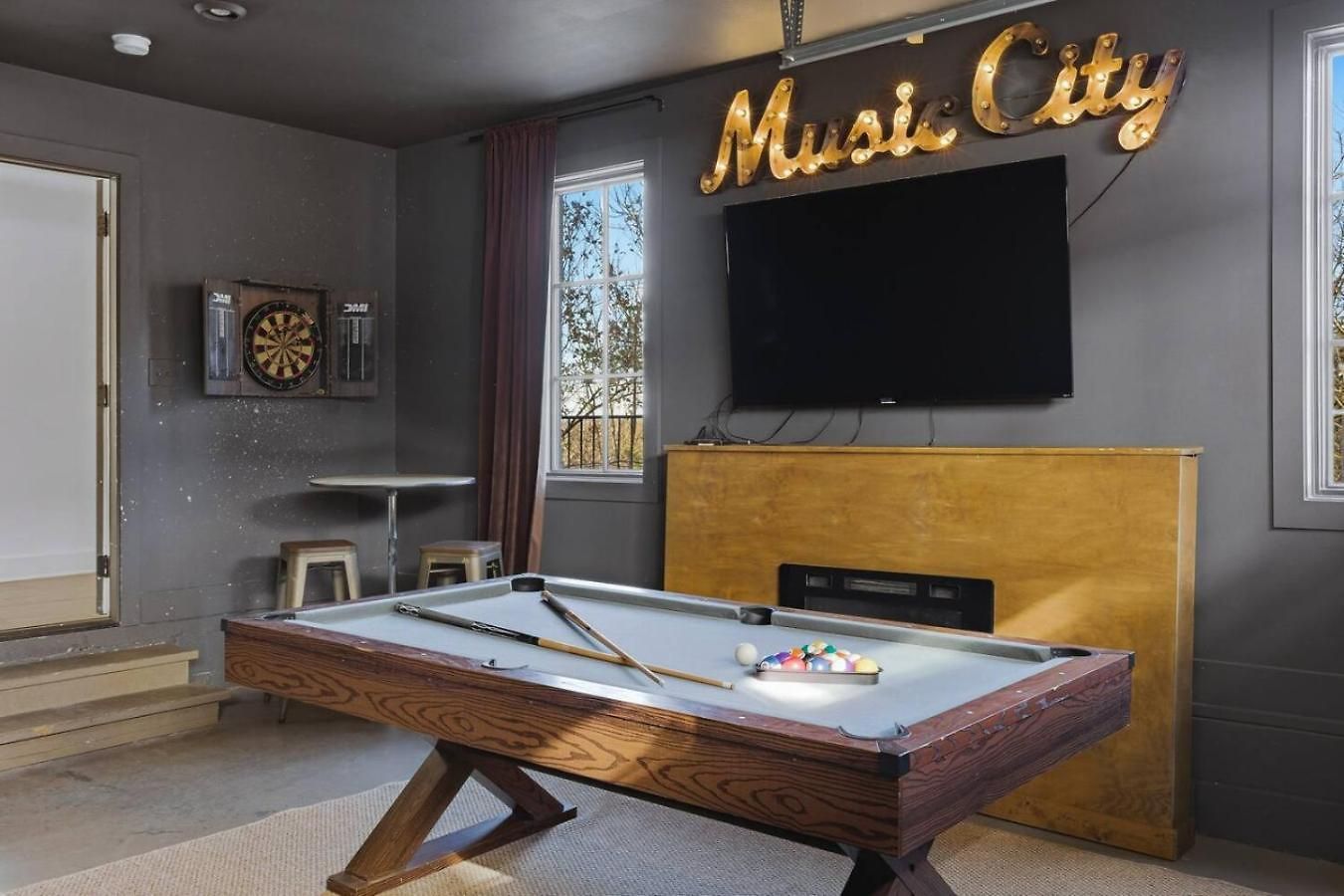 Holiday home Near Vanderbilt And Belmont With Garage, Pool Table *