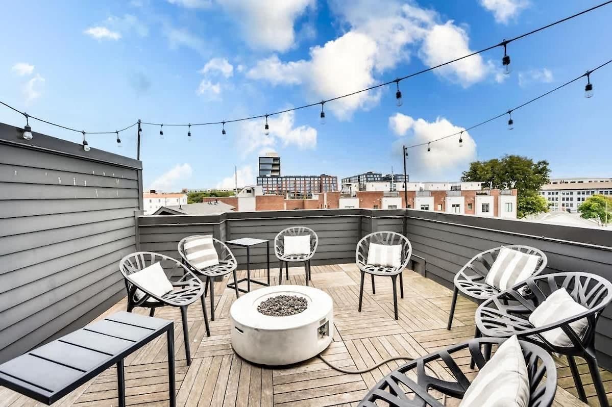 Luxury Close Broadway With Garage And Fire Pit Holiday home *