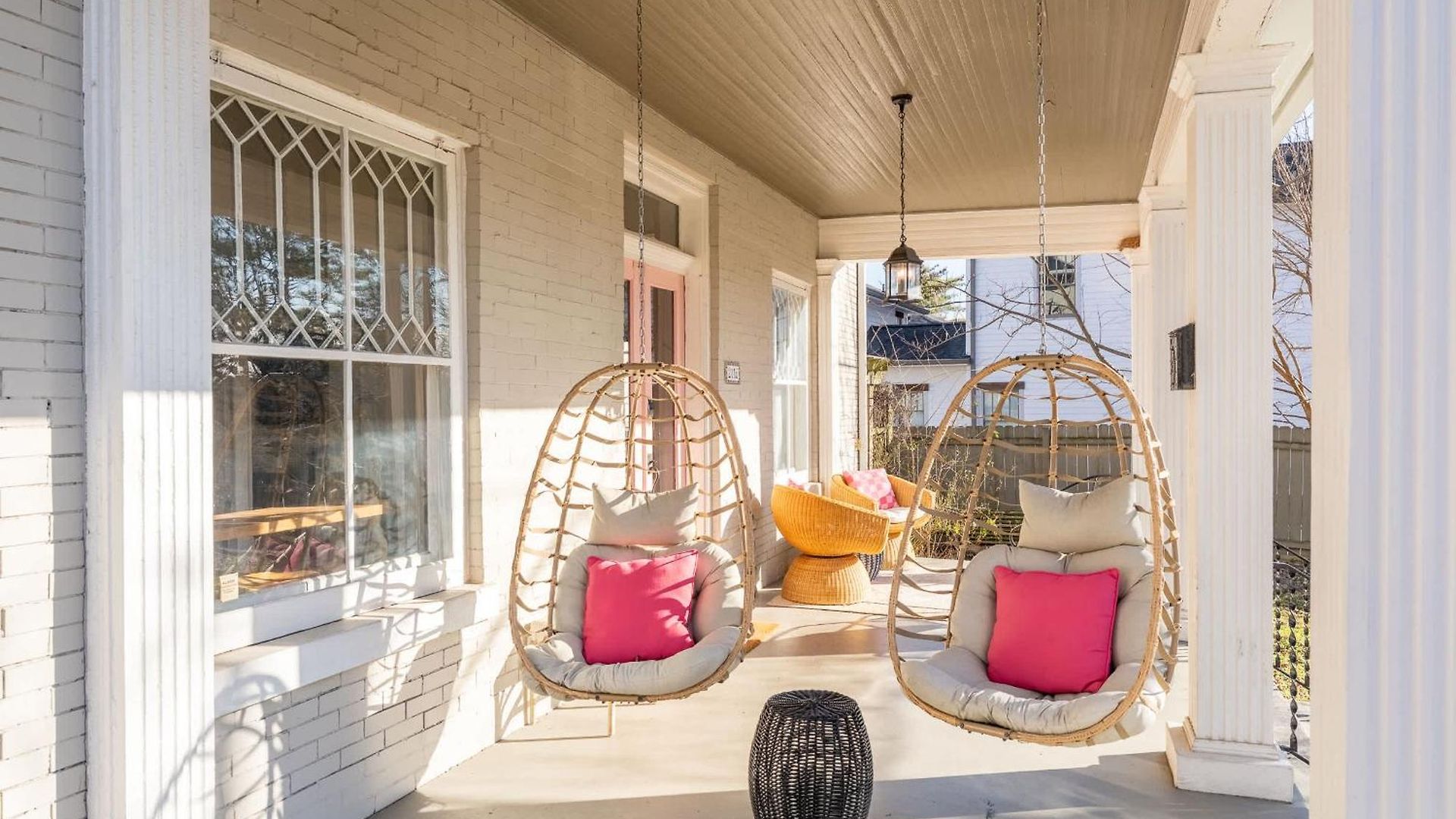 Notes Of Southern Charm - Walkable To Food & Shops