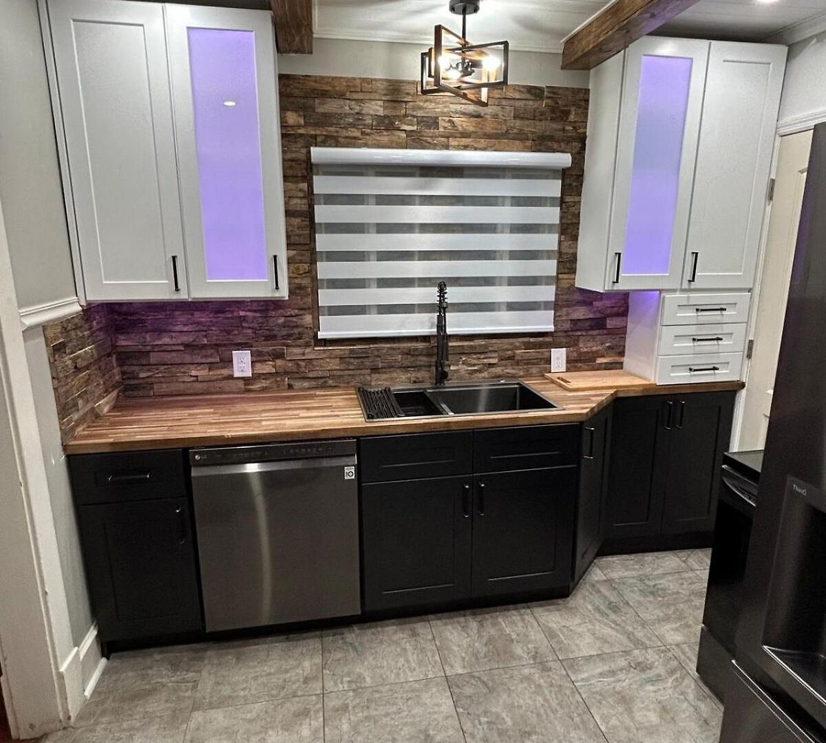 Away From Mlnutes! To Broadway & Stadium Holiday home