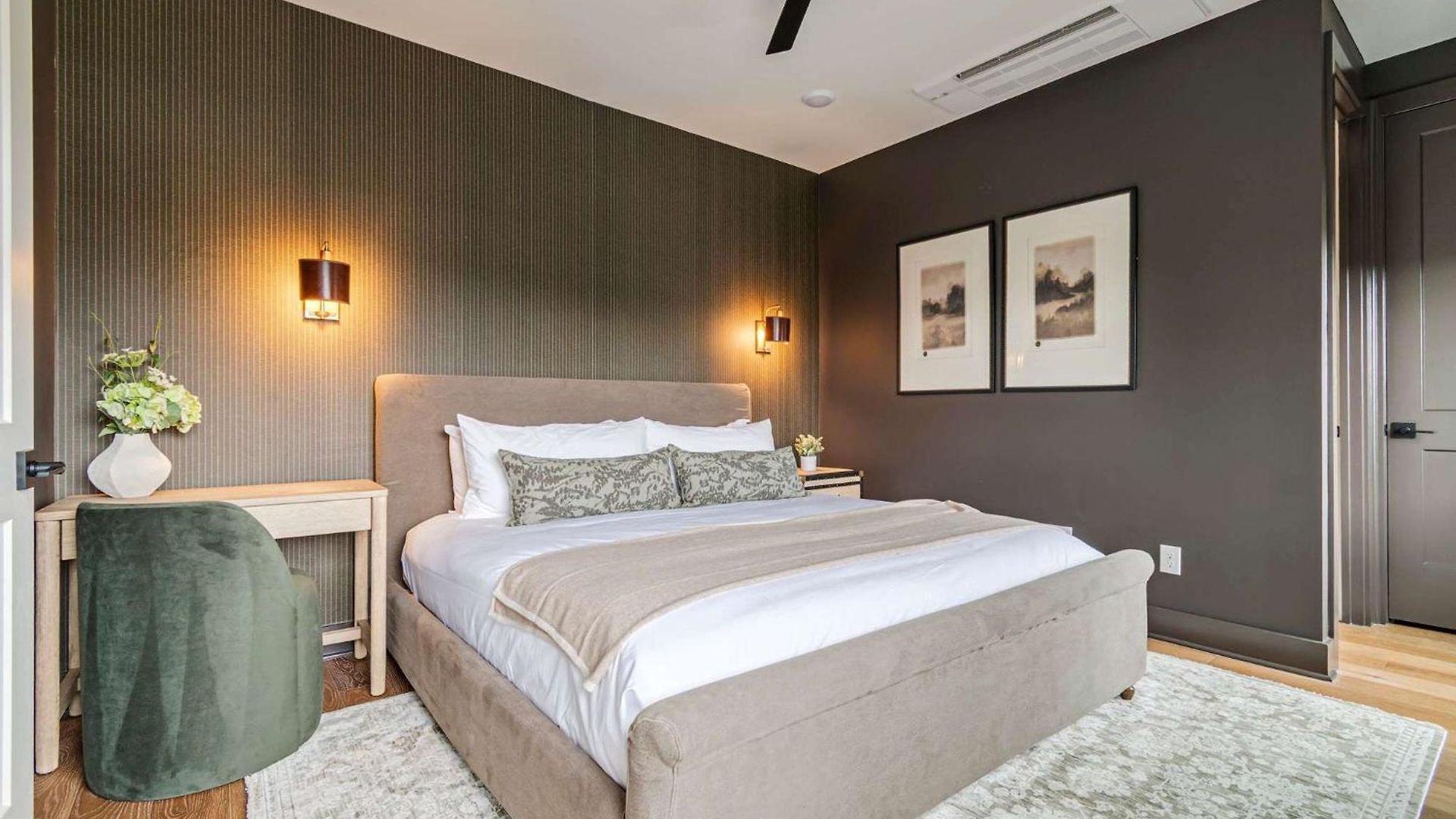 Holiday home The Elmwood & Ashford - 8br Weho Rooftops