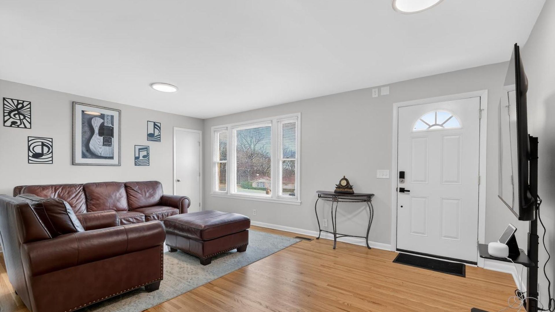 Quiet Retreat Near Opryland & Airport