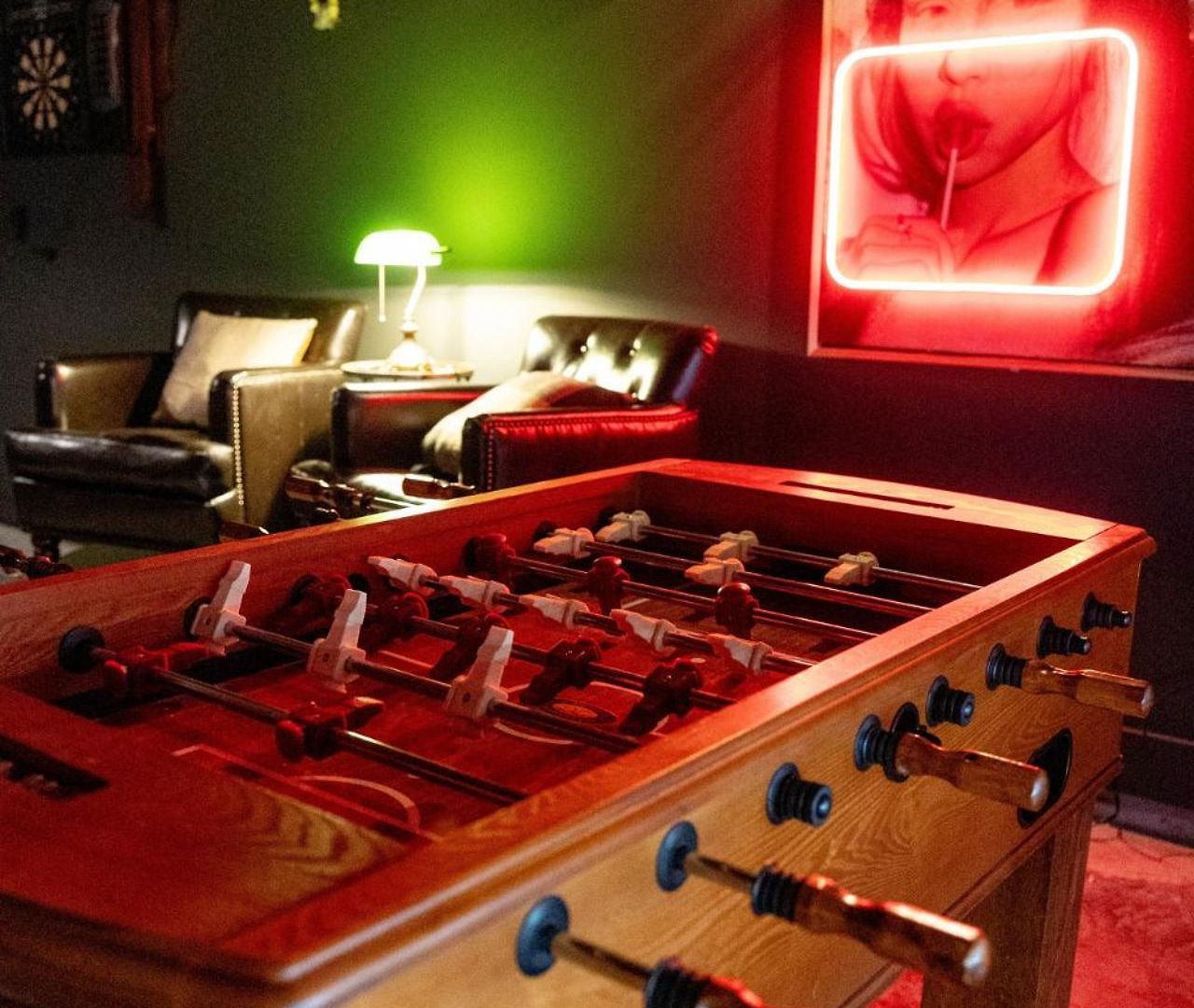 Holiday home Luxury Cowboy Speakeasy, Billiards 3min To Stadium *