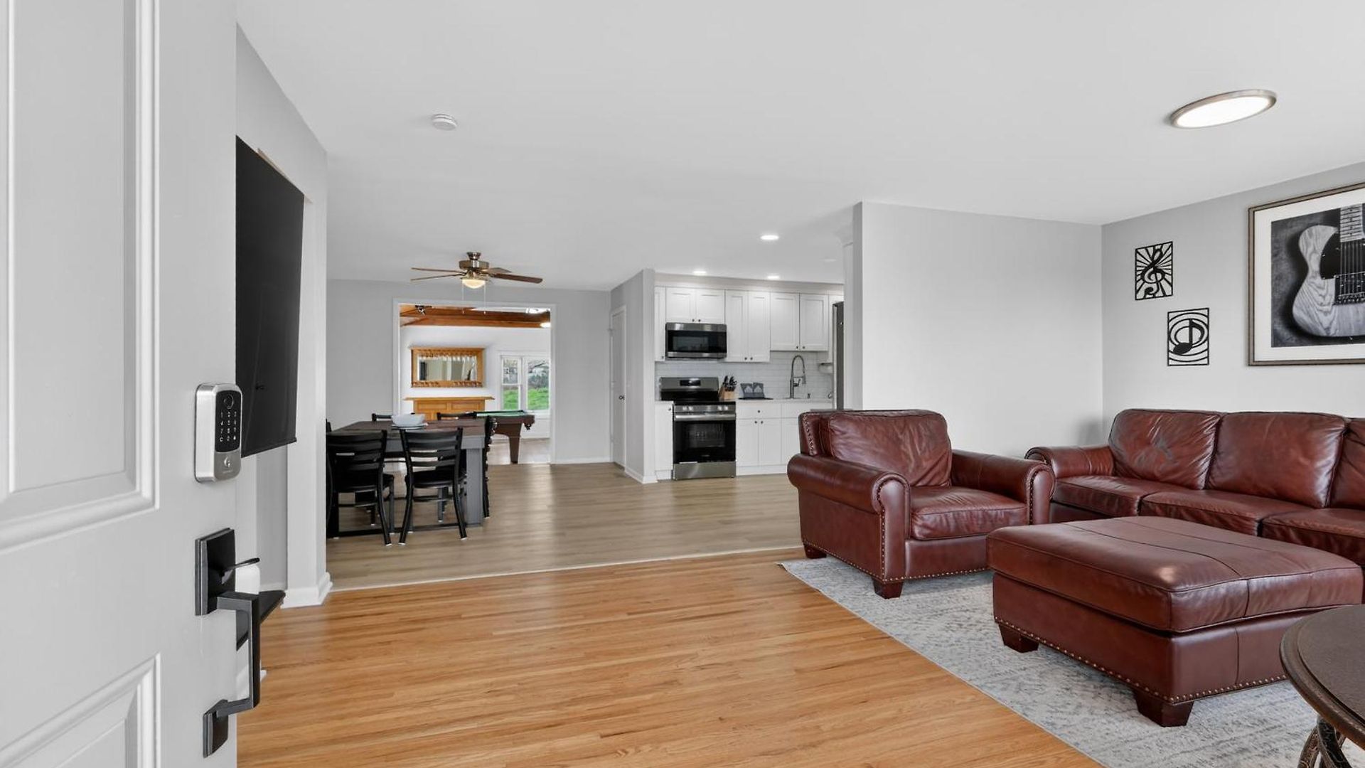 Quiet Retreat Near Opryland & Airport Holiday home *