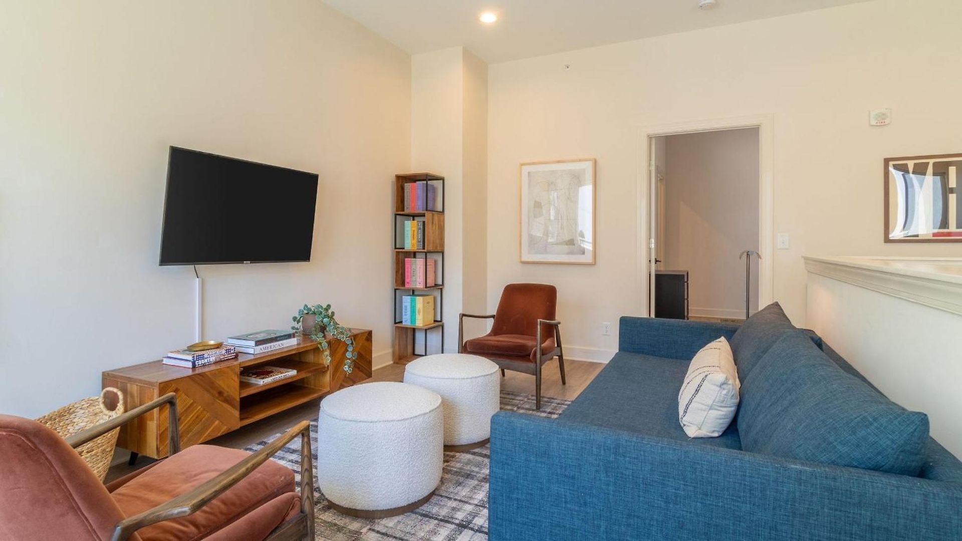 Conway: 3 Units By Avantstay * Nashville