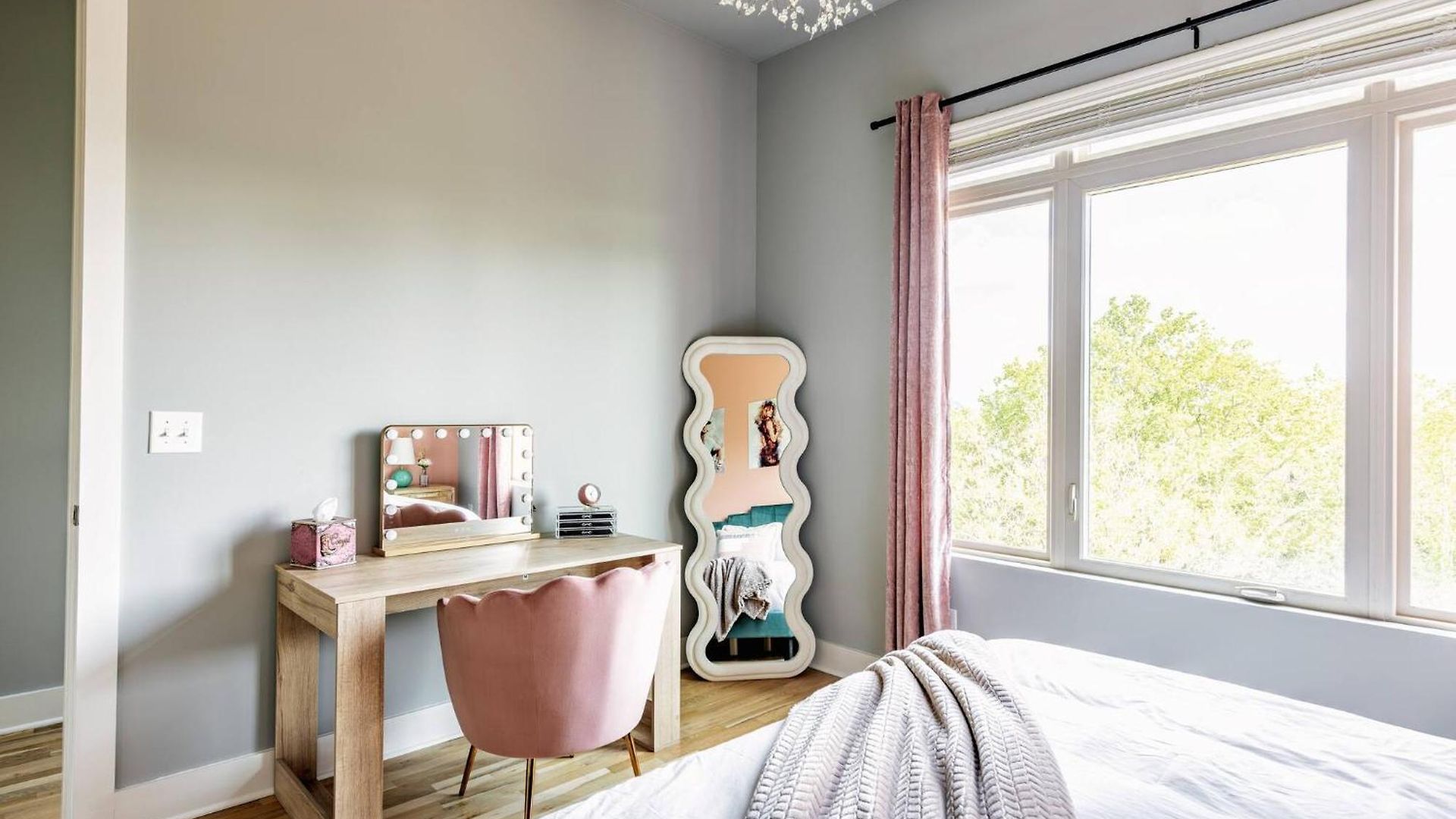 Skyline Rooftop • Game • Sonos Audio Holiday home *