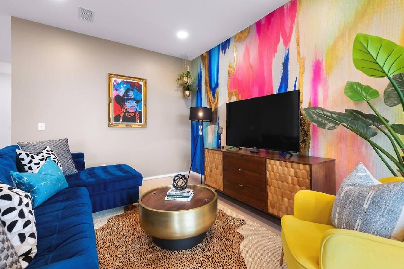 Holiday home Riverfront Luxury - Walk To Downtown Broadway, Private Patio Nashville