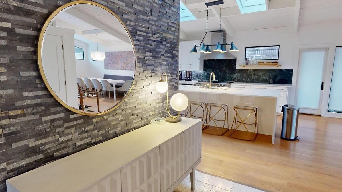 Luxury House Downtown With Private Heated Pool Villa