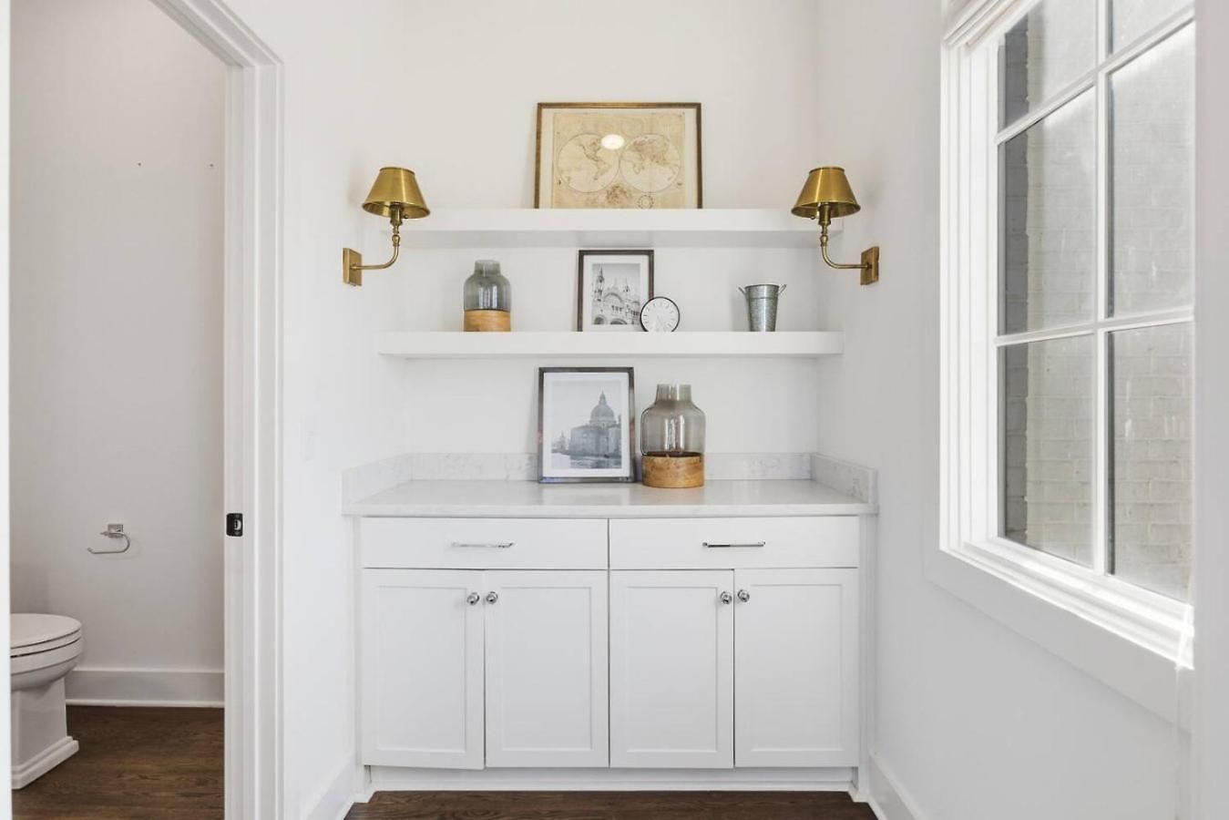 Near Vanderbilt And Belmont With Garage, Pool Table Holiday home Nashville