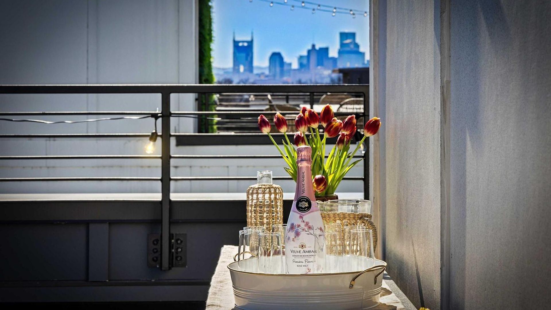 Hot Tub Views Grill Parking Nashville