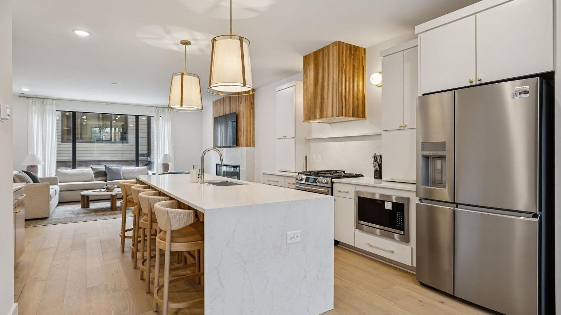 Chic Nash Townhouse Rooftop Patio And Views Holiday home *