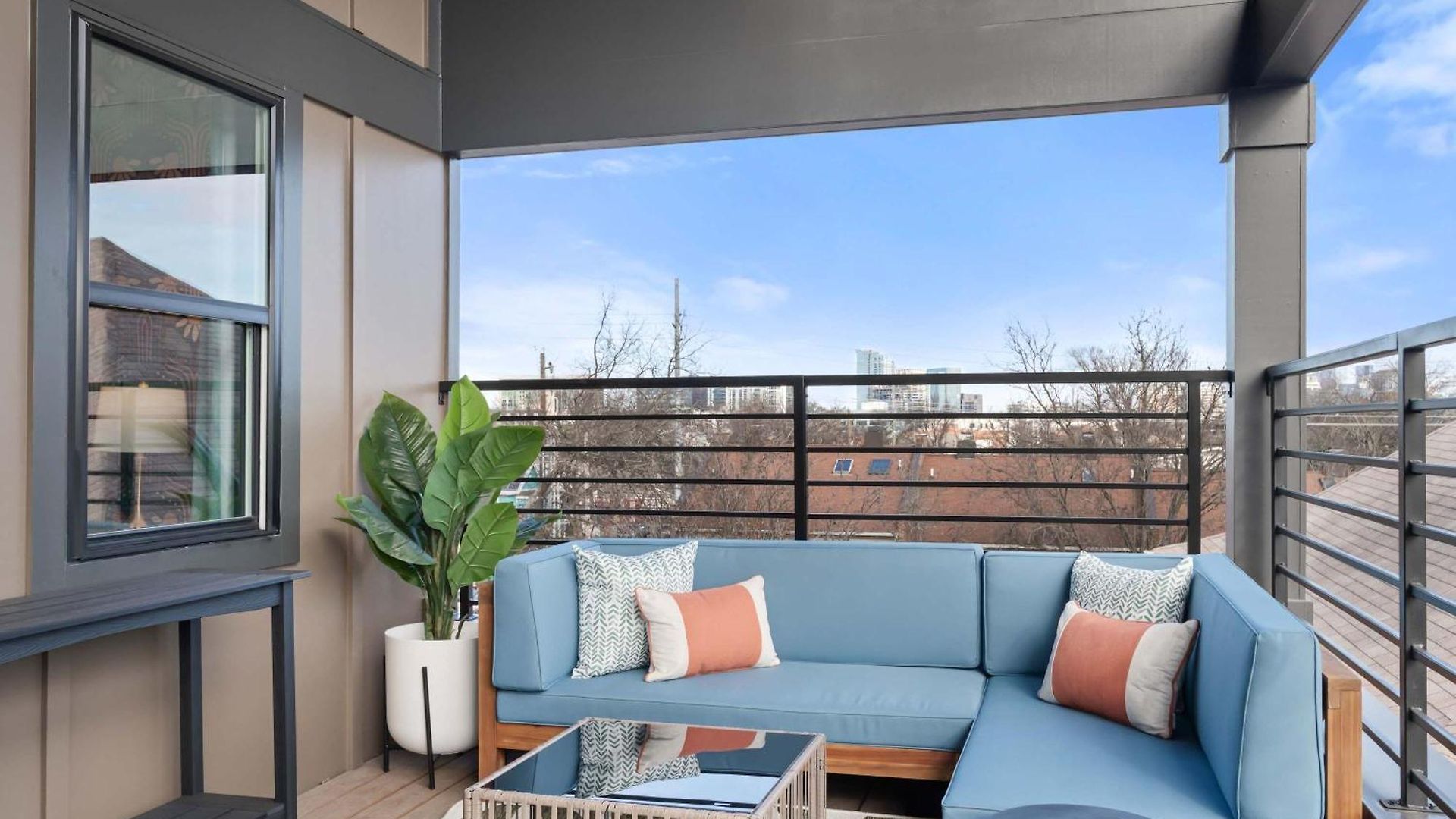 The Musgraves - Modern Music Row With Rooftop Holiday home *