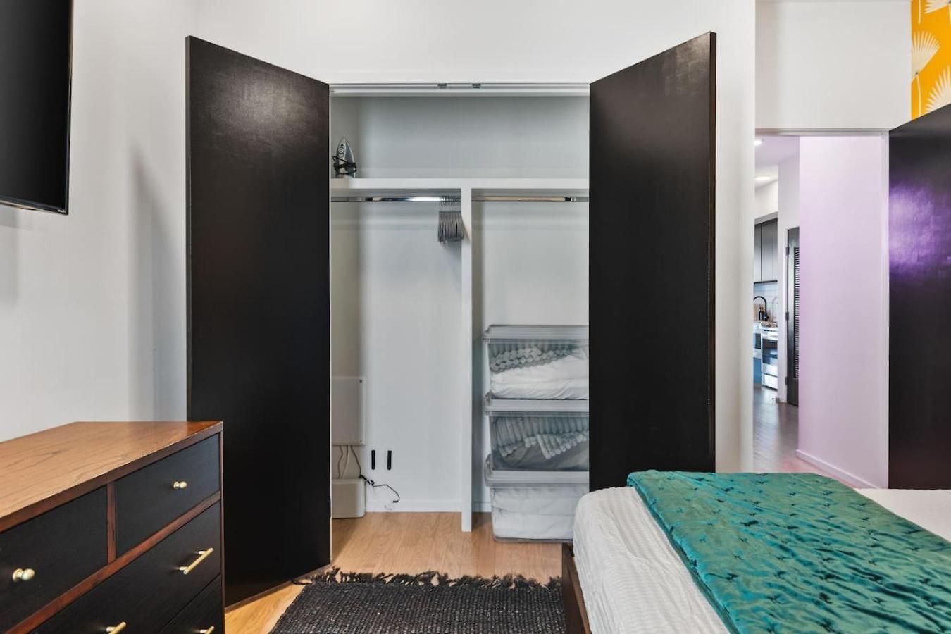 Holiday home Riverfront Walk To Downtown With Garage Parking Nashville