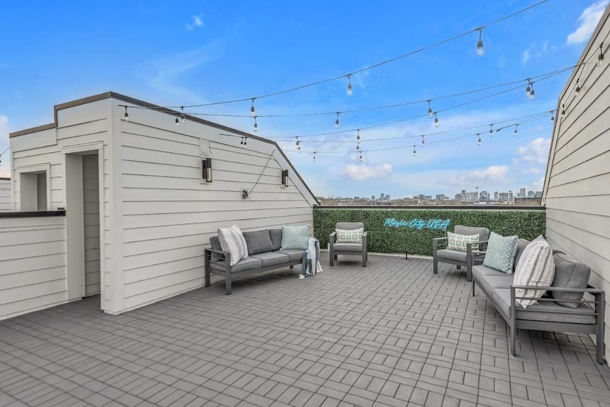 Combined Townhome With 26 Beds - 2 Rooftops! Nashville