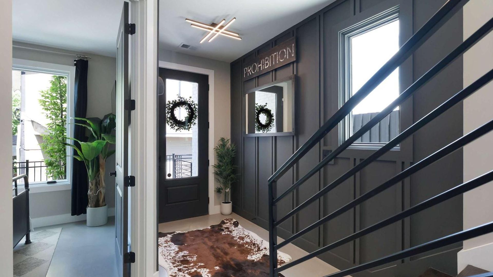 2 Homes! Broadway Views, Rooftops & Karaoke