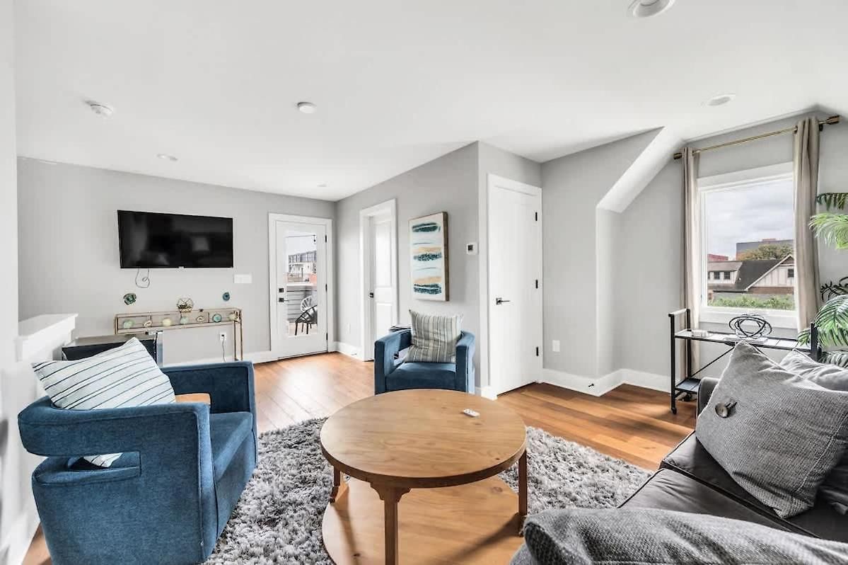 Luxury Close Broadway With Garage And Fire Pit Nashville