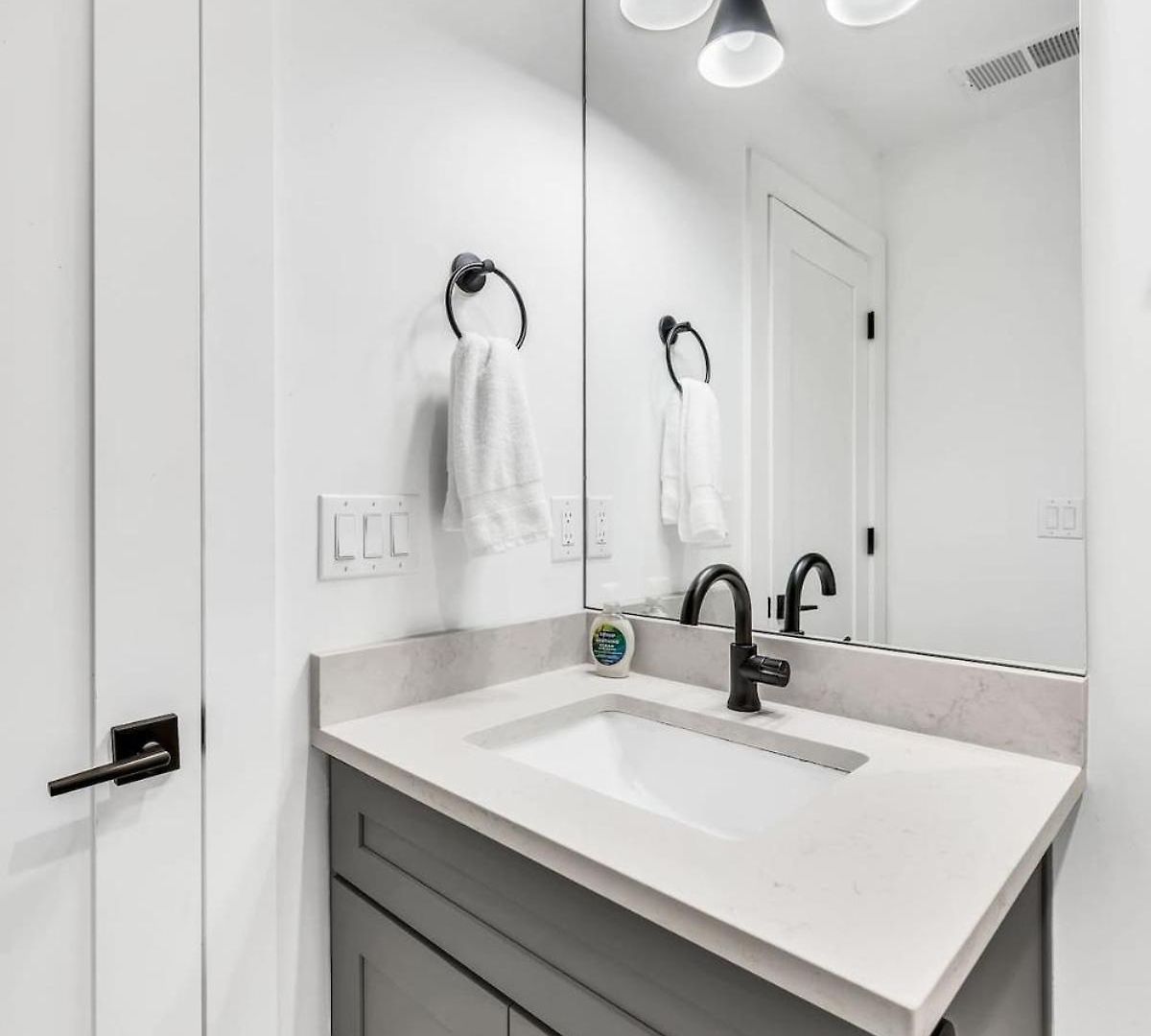 Holiday home Luxury Close Broadway With Garage And Fire Pit Nashville
