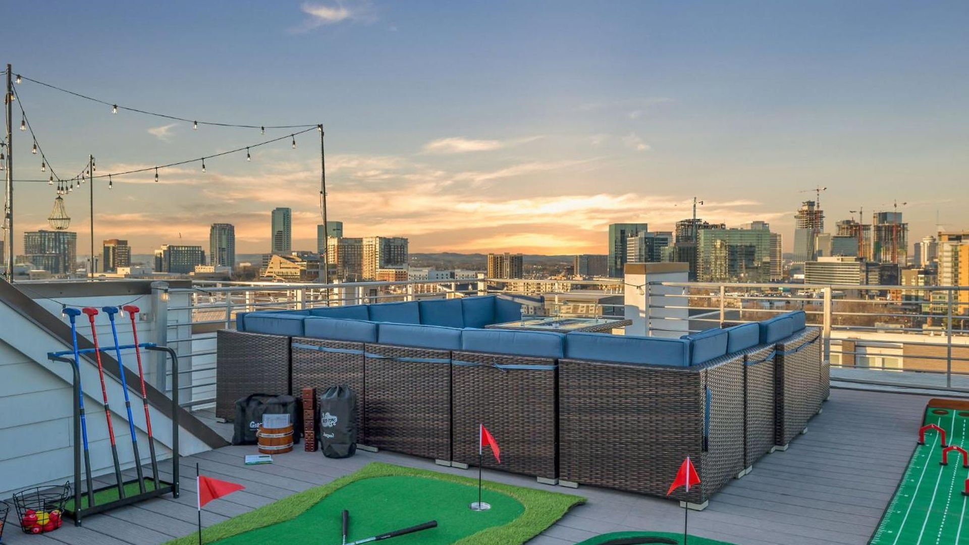 Holiday home The Skyline Social - Retreat & Private Rooftop