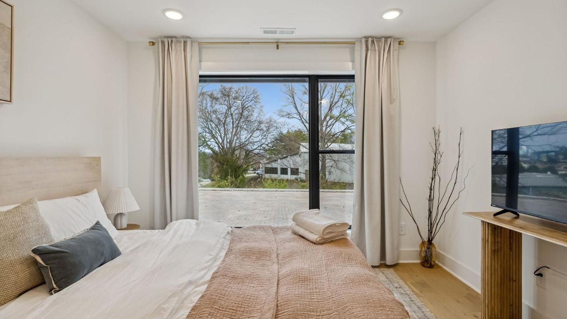 Chic Nash Townhouse Rooftop Patio And Views Holiday home Nashville