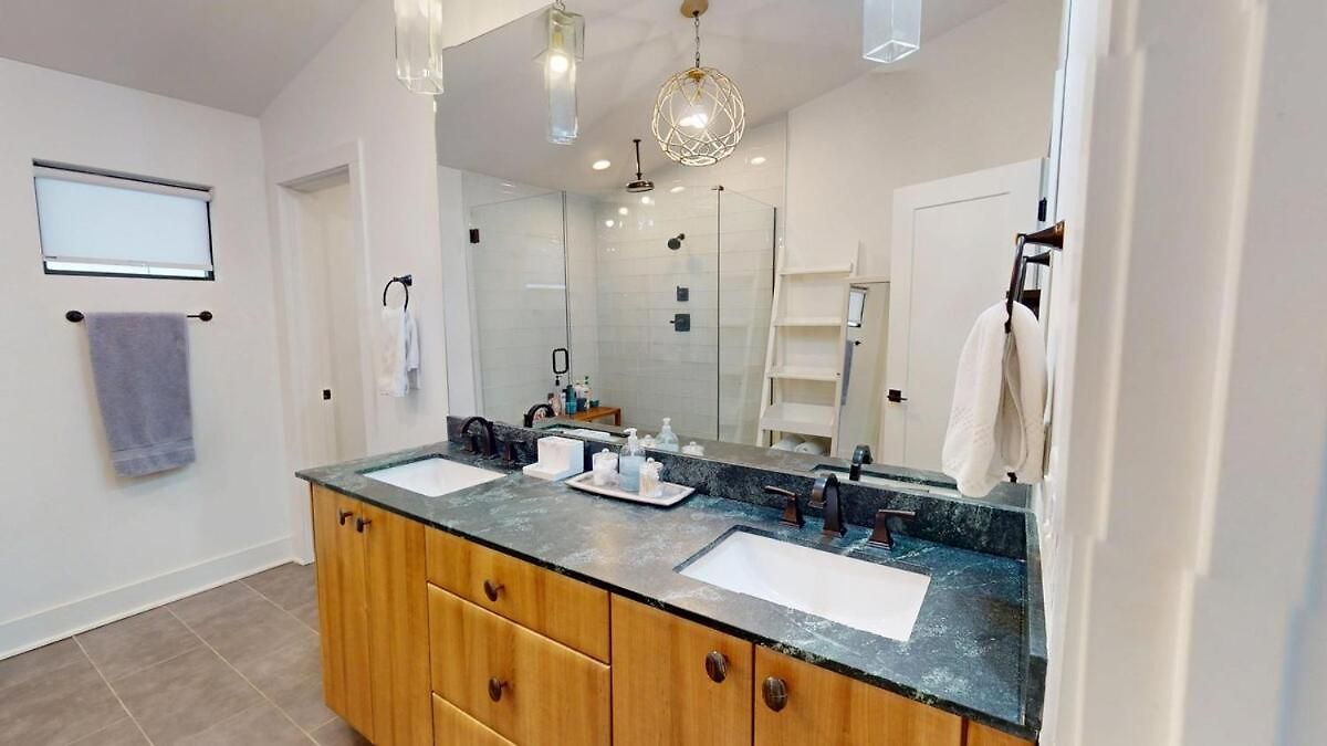 Luxury House Downtown With Private Heated Pool Villa *