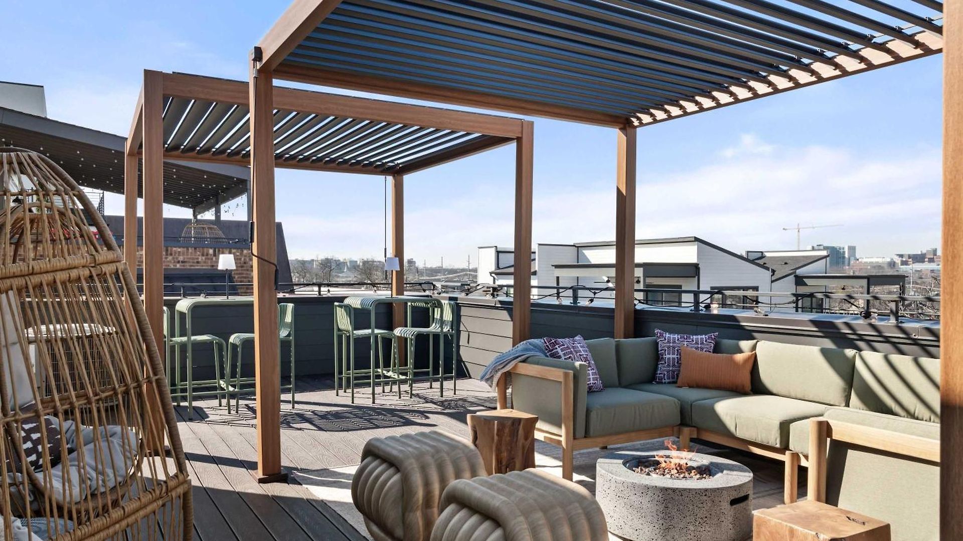 The Ridgeline - New Rooftop Retreat Near The Gulch Holiday home Nashville