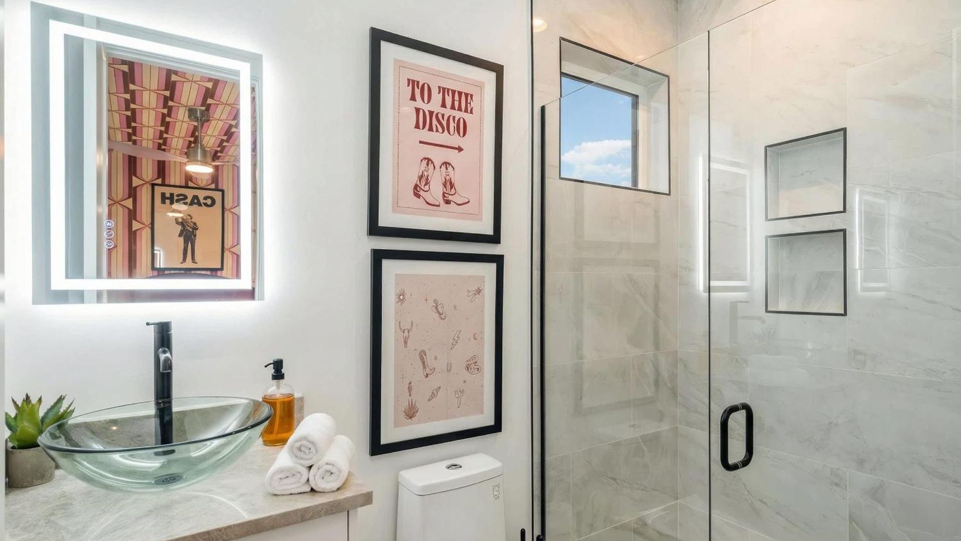 Elevator With Rooftop Hot Tub & Spacious Yard *