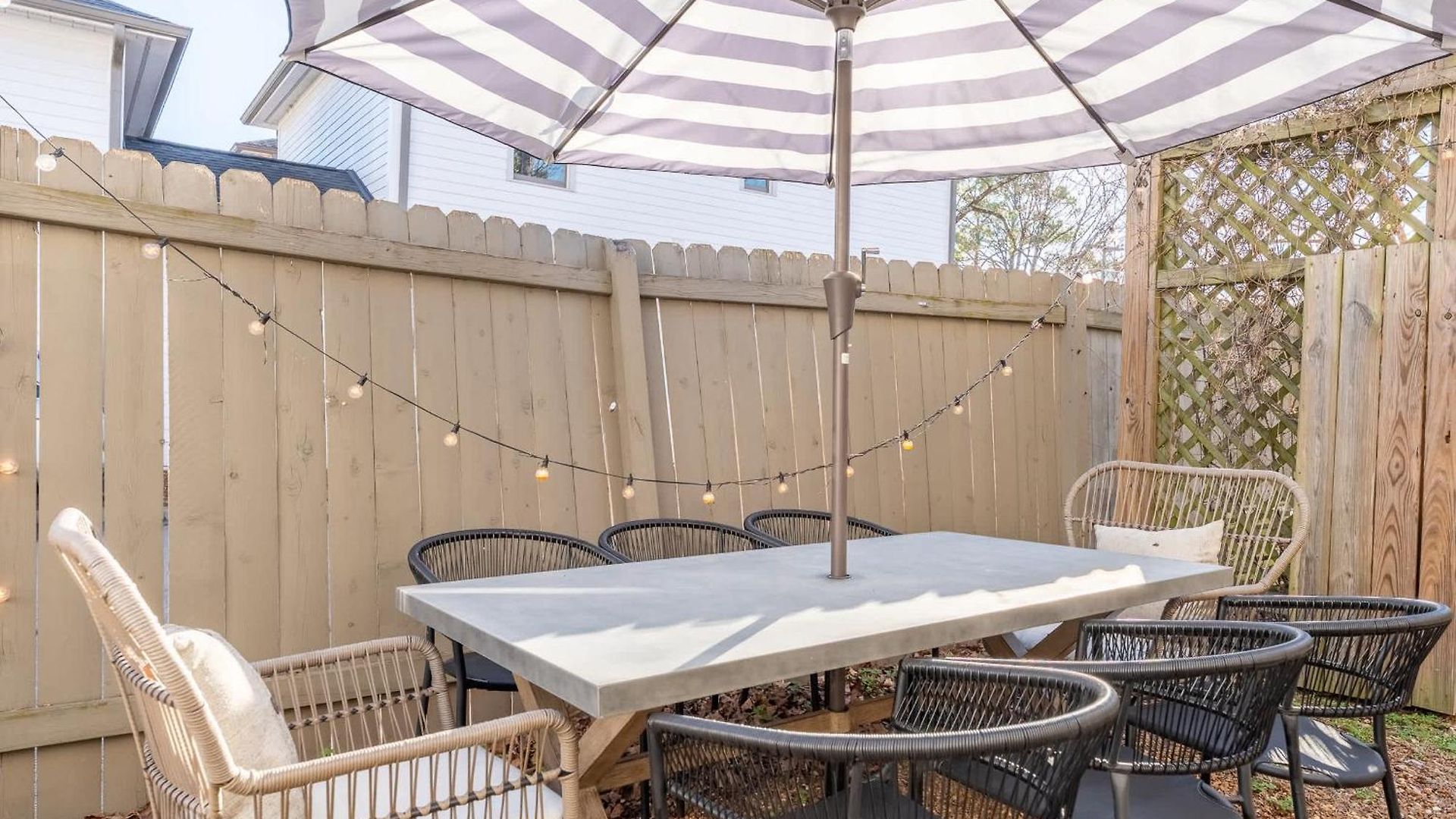 Notes Of Southern Charm - Walkable To Food & Shops Holiday home Nashville