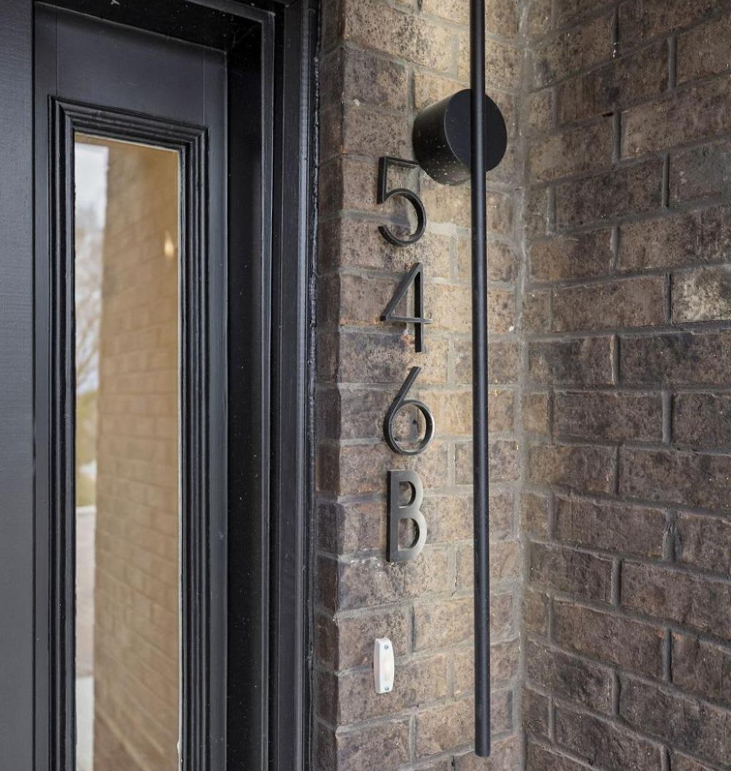 Chic Nash Townhouse Rooftop Patio And Views Holiday home