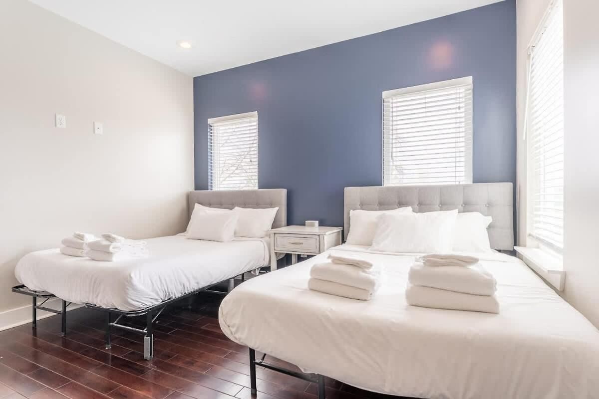 The Taylor Martin By Local Holiday home