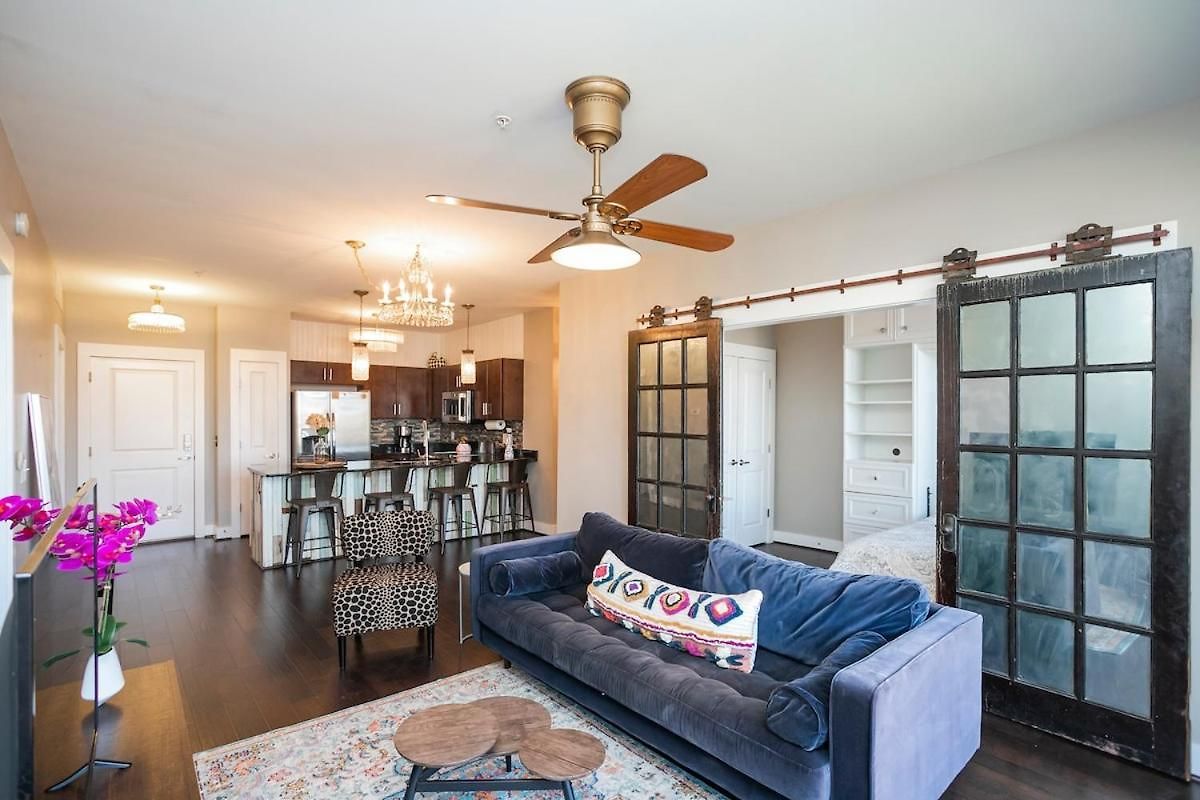 Beautiful In The Heart Of Downtown Walk To Broadway Apartment Nashville
