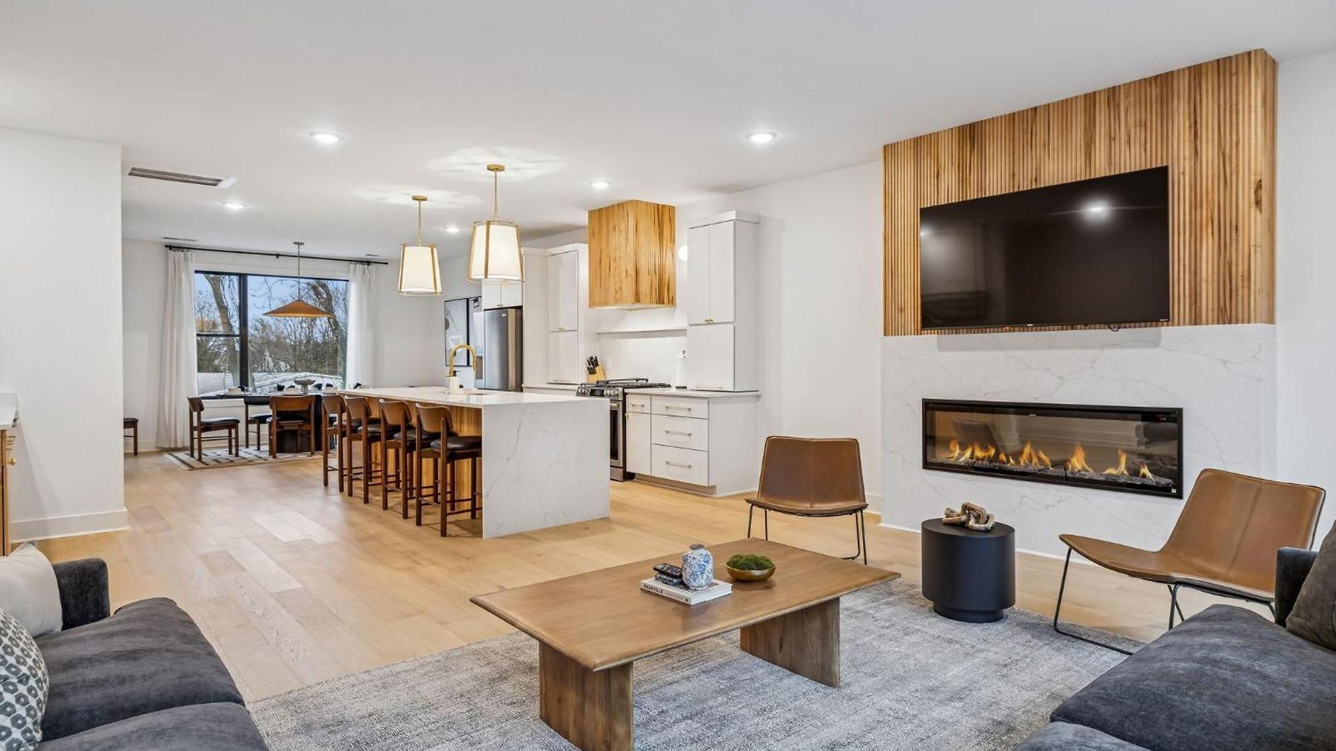 Apartment New Modern Escape With Rooftop Hot Tub Nashville