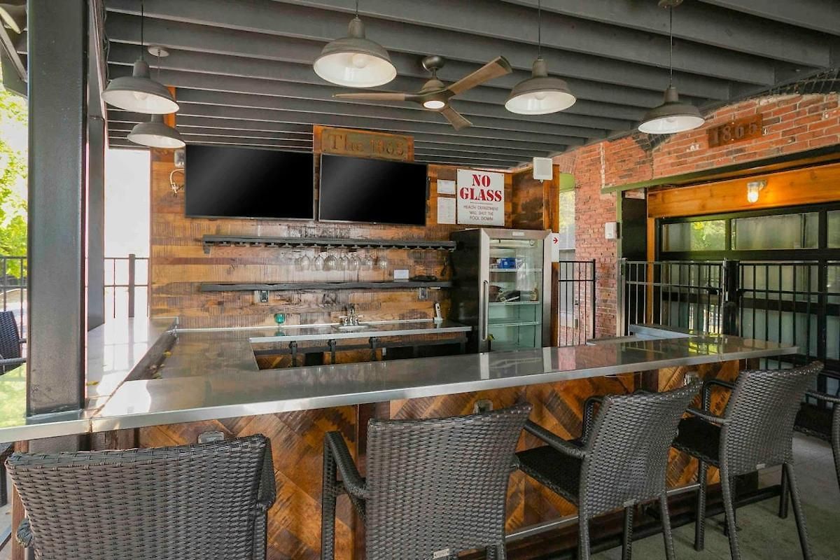 Apartment The 1865 Experience With Speakeasy, Pool & Parking Nashville