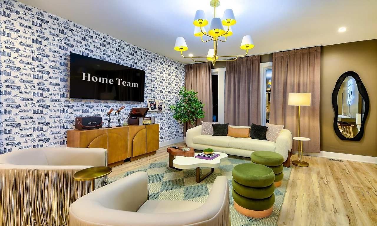 Luxe Urban Retreat - Private Rooftop Hot Tub Deck Apartment Nashville
