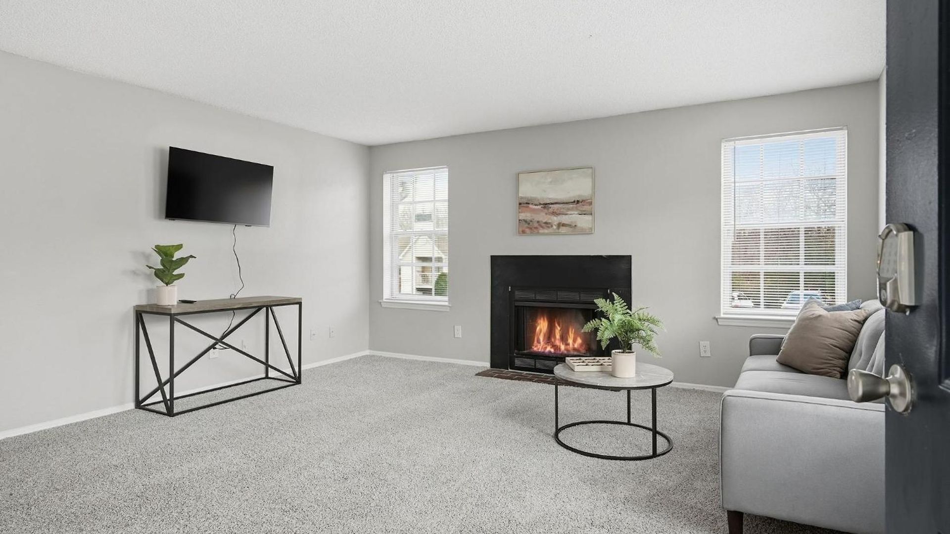 Apartment Charming With Fireplace & Dining Area Nashville