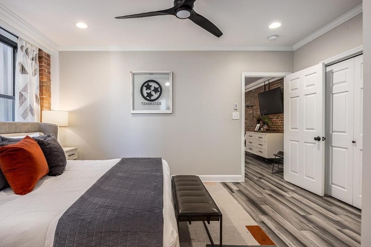 Music Memories Downtown - Parking Included Apartment Nashville